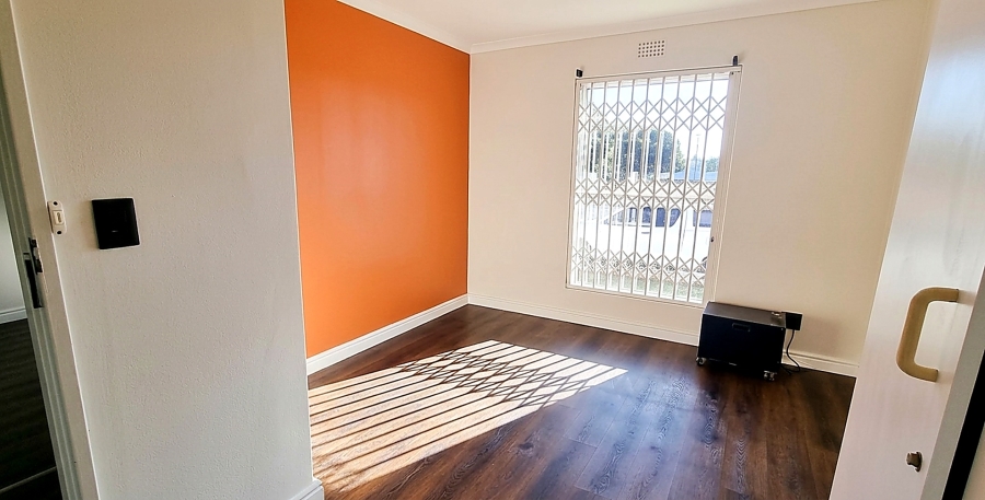 3 Bedroom Property for Sale in Sunningdale Western Cape